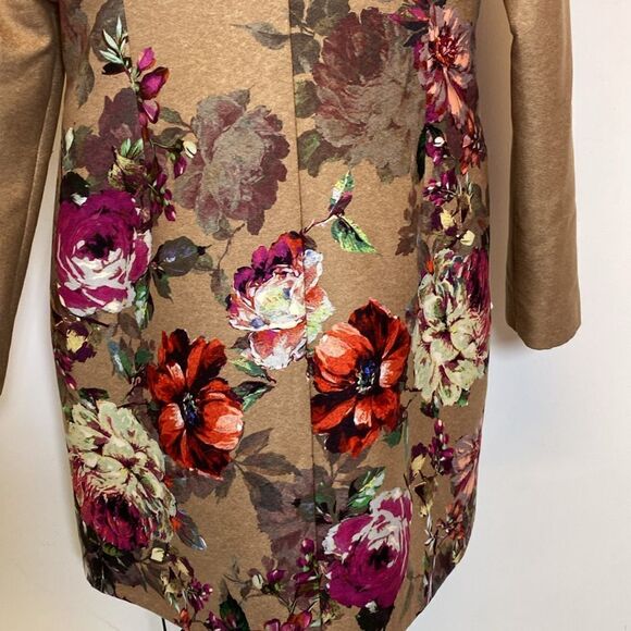 Floral Coat  - Picture 5 of 5